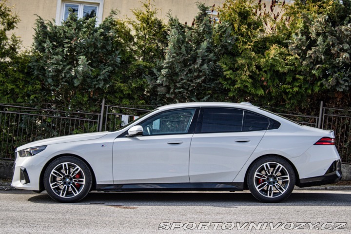 BMW 5 520d mHEV xDrive A/T 2024