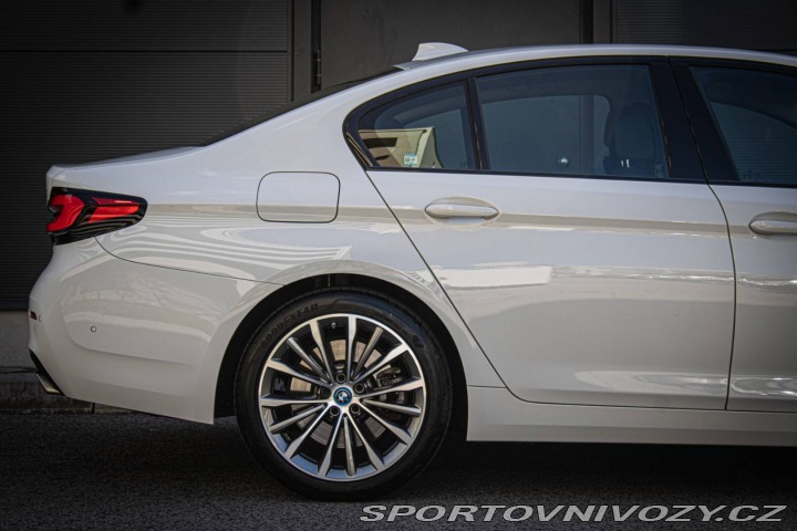 BMW 5 530d mHEV xDrive A/T 2022