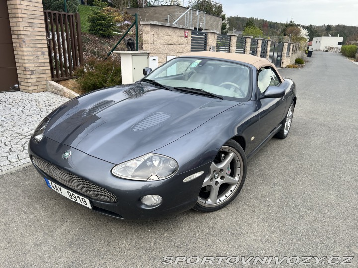 Jaguar XKR  2005