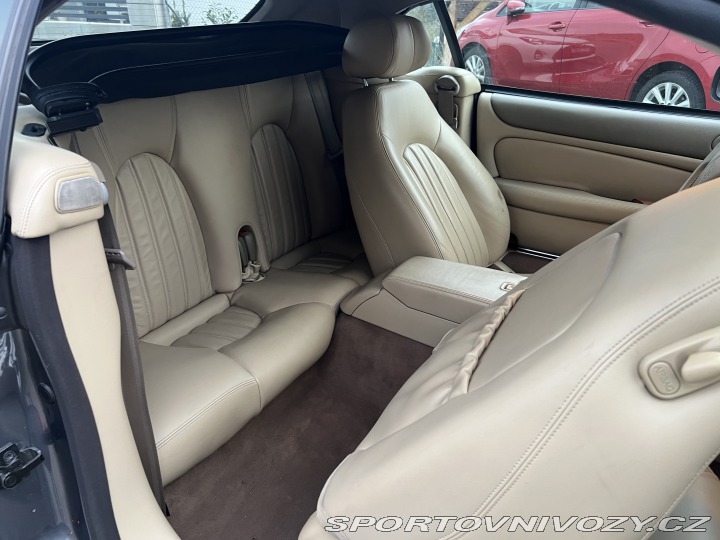 Jaguar XKR  2005