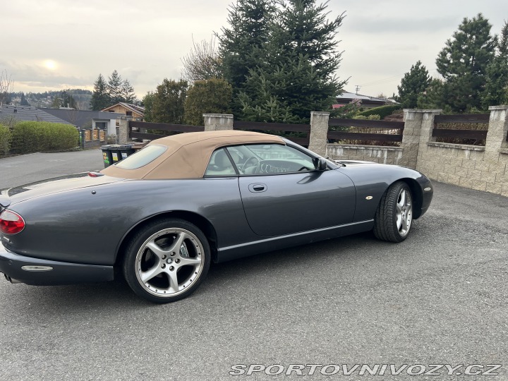 Jaguar XKR  2005