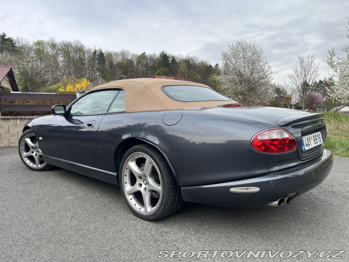 Jaguar XKR  2005