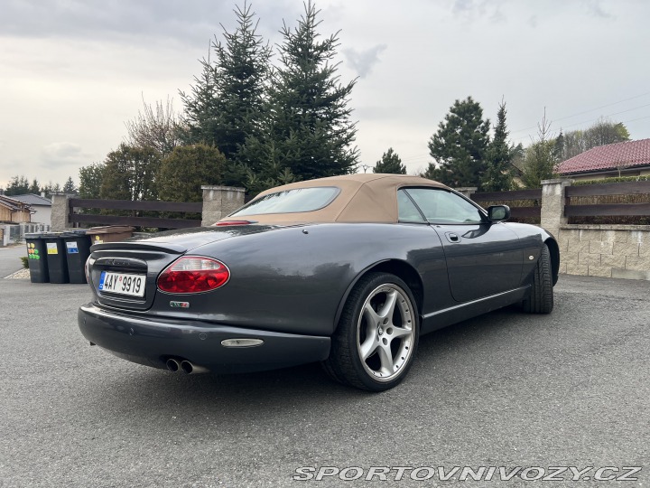 Jaguar XKR  2005