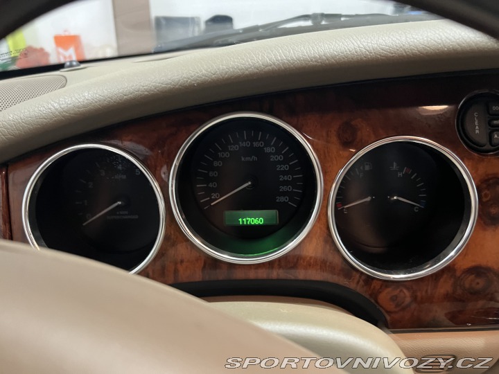 Jaguar XKR  2005