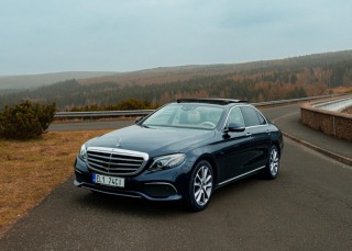 Mercedes-Benz E E300DE