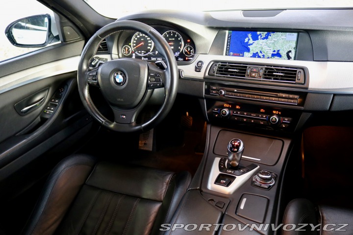 BMW M5 2012