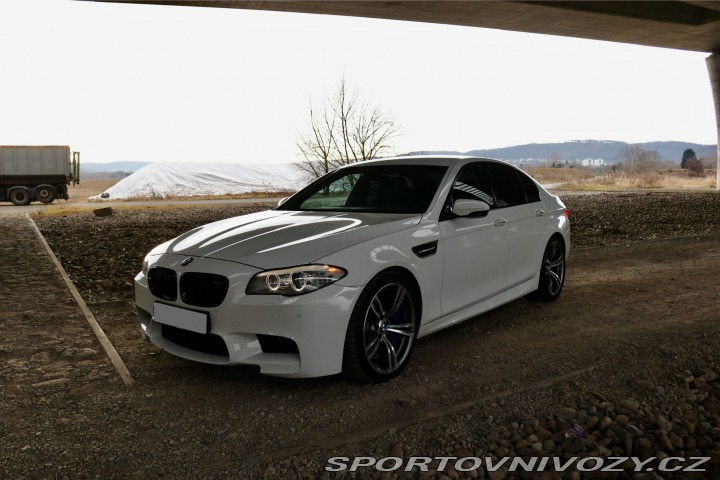 BMW M5 2012