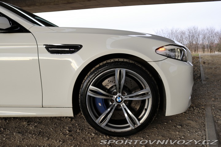 BMW M5 2012