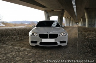 BMW M5  2012
