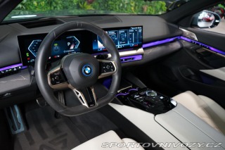 BMW 5 550e xDrive B&W Pano 2024
