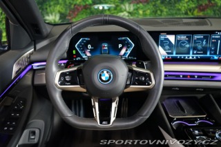 BMW 5 550e xDrive B&W Pano 2024