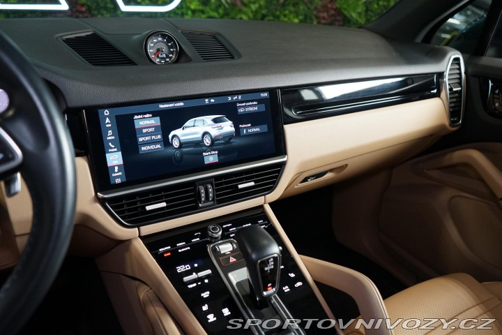 Porsche Cayenne PCCB PDLS+ Chrono Tažné V 2020