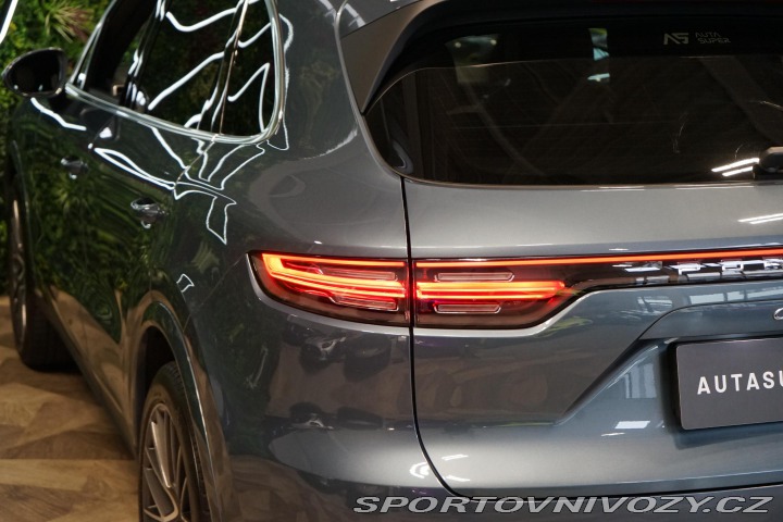 Porsche Cayenne PCCB PDLS+ Chrono Tažné V 2020