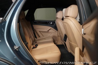Porsche Cayenne PCCB PDLS+ Chrono Tažné V 2020