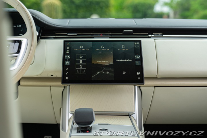 Ostatní značky Ostatní modely Land Rover RANGE ROVER 4.4 V8 AUTOBIOGRAPHY 2024