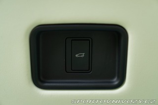 Ostatní značky Ostatní modely Land Rover RANGE ROVER 4.4 V8 AUTOBIOGRAPHY 2024