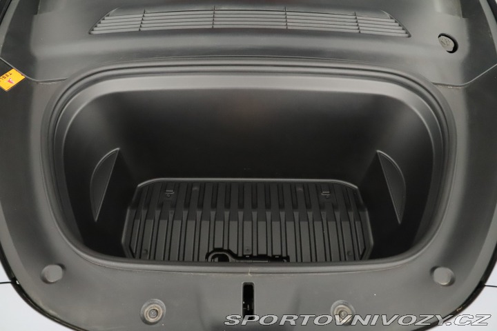 Tesla Model Y Long Range AWD 75kWh 2021