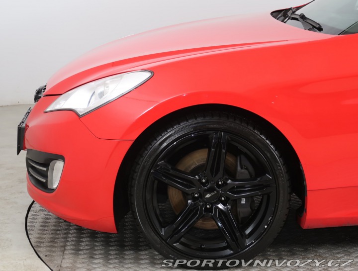 Hyundai Genesis Coupé 2.0 Turbo 2011