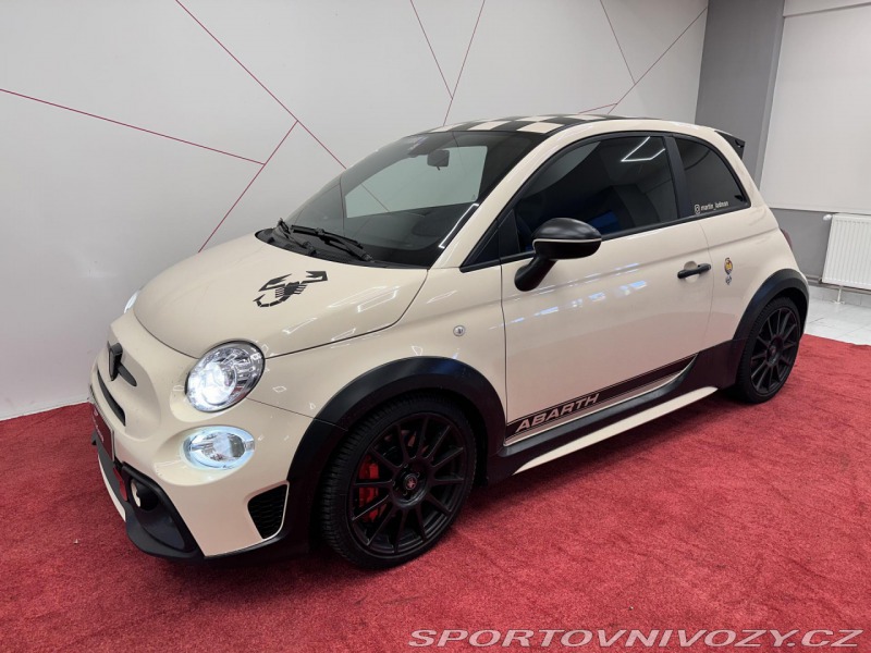 Abarth 695 70th Anniversario*1of1949