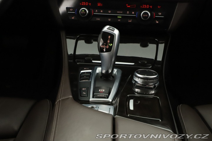 BMW 5 Luxury Line 535d xDrive 2015