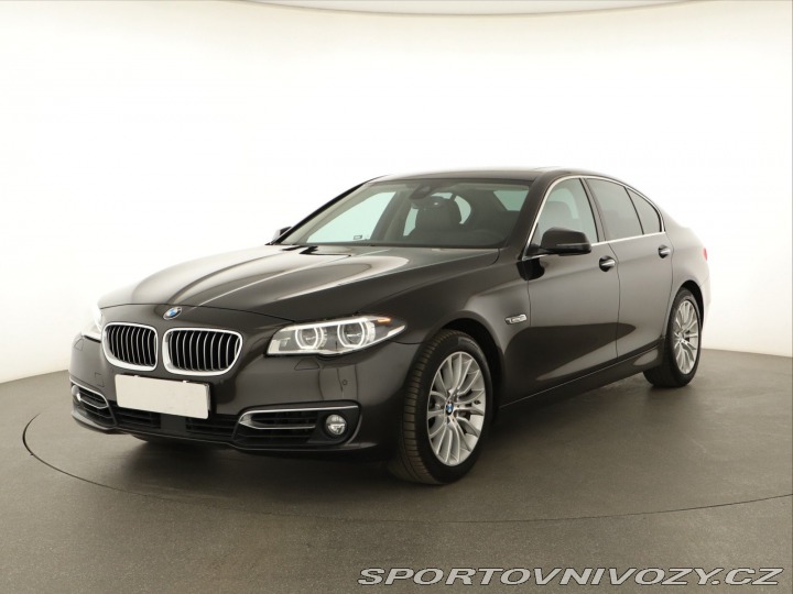 BMW 5 Luxury Line 535d xDrive 2015