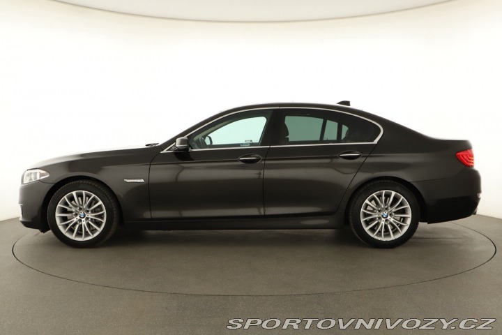 BMW 5 Luxury Line 535d xDrive 2015