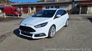 Ford Focus ST 
