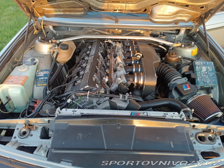 BMW 5 E28/M5 1988