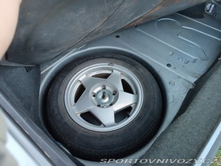 BMW 5 E28/M5 1988