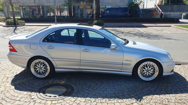 Mercedes-Benz C C55 AMG V8 5.5l 2005