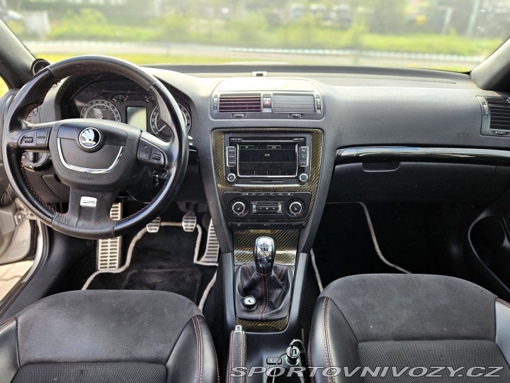 Škoda Octavia RS 2005