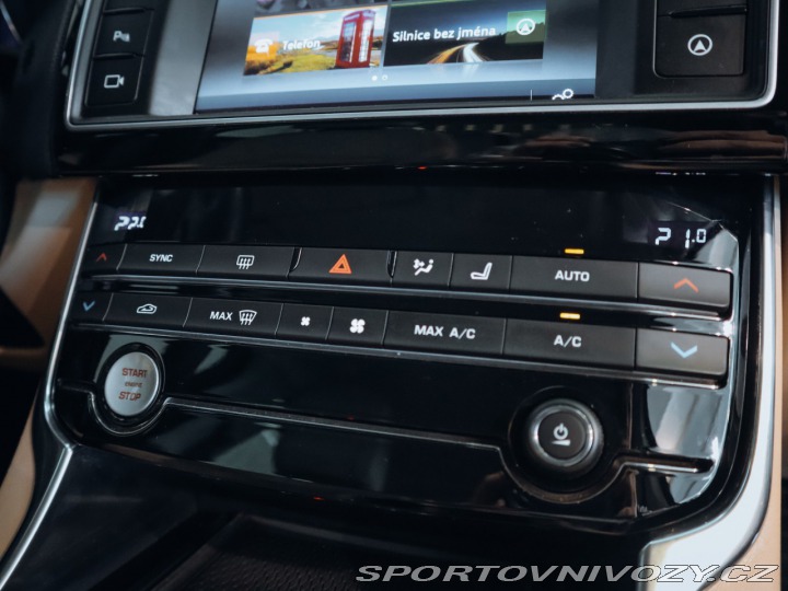 Jaguar XE 2.0D Performance, Automat 2015