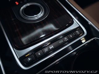 Jaguar XE 2.0D Performance, Automat 2015