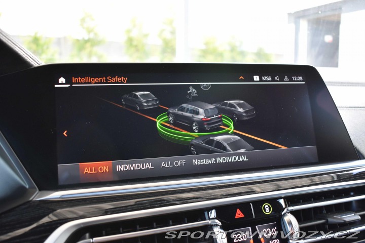 BMW X7 ///M50i TAŽNÉ*7.MÍST*LASE 2019