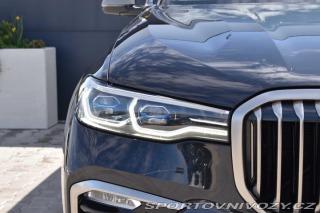 BMW X7 ///M50i TAŽNÉ*7.MÍST*LASE 2019