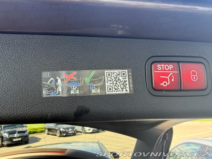 Mercedes-Benz E E 300 DE 4MATIC kombi 2024