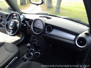 Mini One 1.6i  /72 kW/. 2013