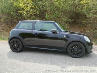 Mini One 1.6i  /72 kW/. 2013