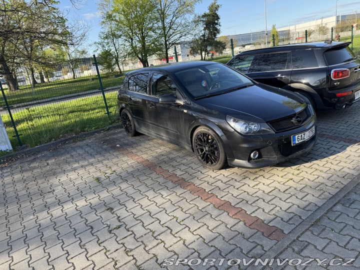 Opel Astra 2004