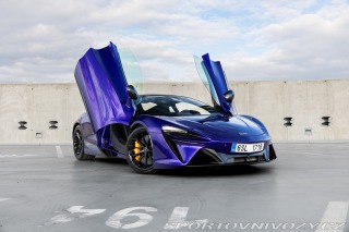 McLaren Artura 