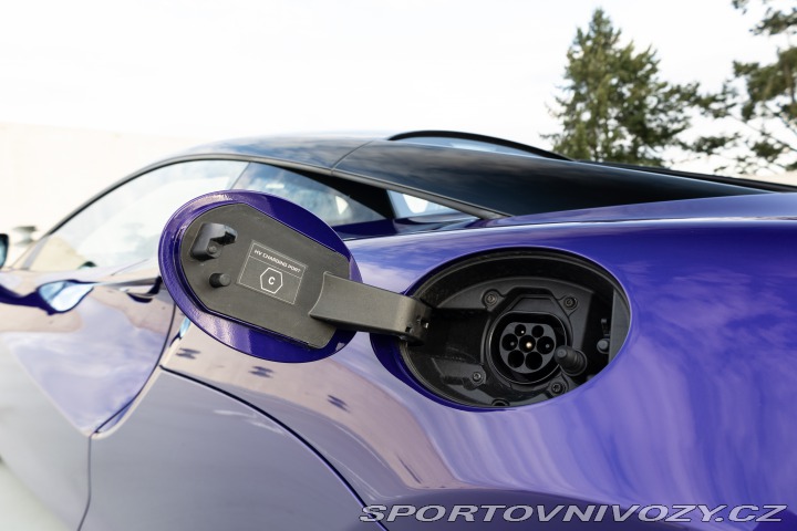 McLaren Artura 2023