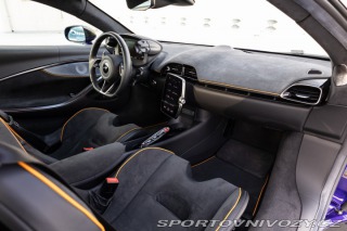 McLaren Artura 2023