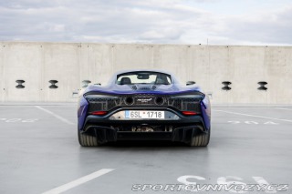 McLaren Artura 2023