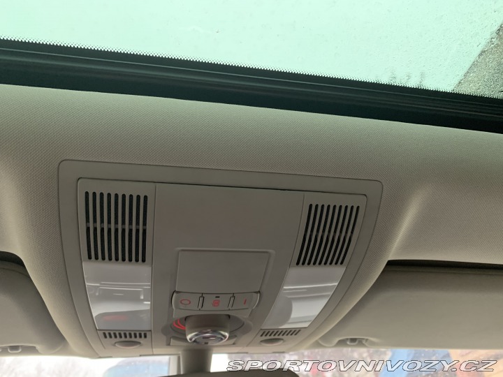 Audi S8 4E 2009