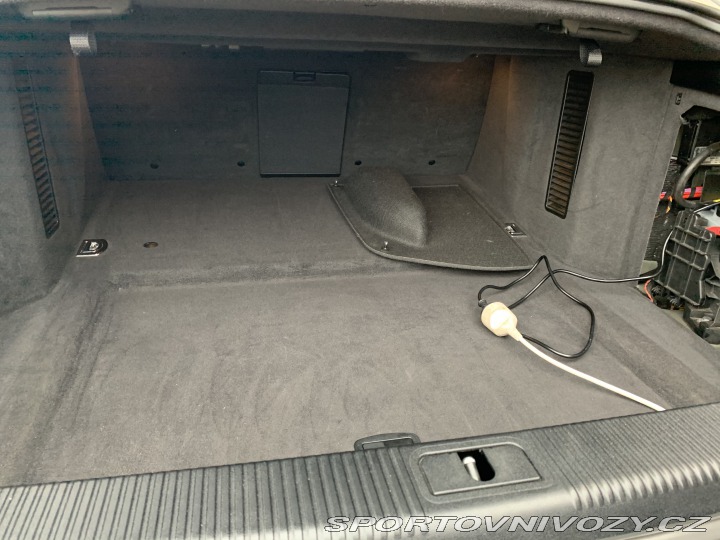 Audi S8 4E 2009