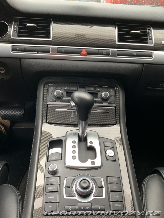 Audi S8 4E 2009