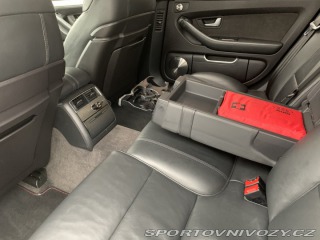 Audi S8 4E 2009