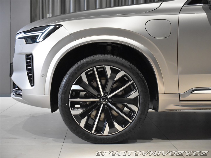 Volvo Ostatní modely XC90 2,0 T8 AWD Ultra Bright 2025