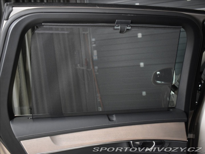 Volvo Ostatní modely XC90 2,0 T8 AWD Ultra Bright 2025