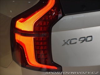 Volvo Ostatní modely XC90 2,0 T8 AWD Ultra Bright 2025